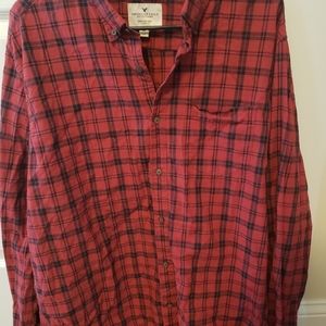 American Eagle red shirt